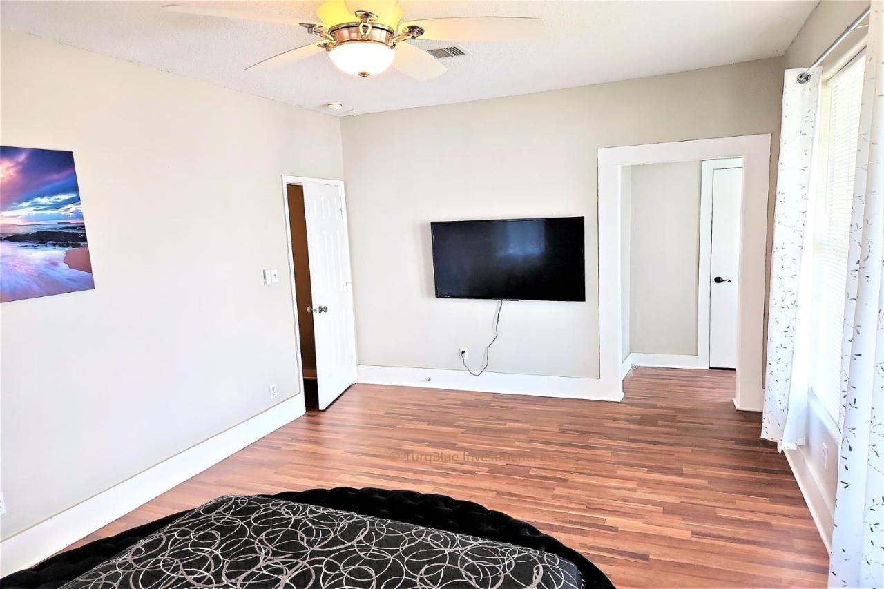 Casaazul-2605A-Couples Retreat By Beach & Pleasure Pier 1 Block Away- 2Bed 2Bath- 7 Minutes To Cruise Terminal Galveston Luaran gambar