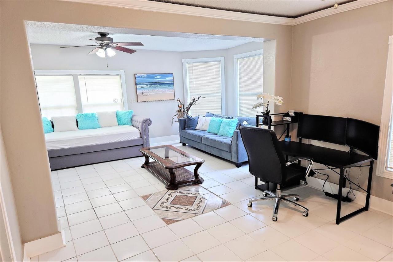 Casaazul-2605A-Couples Retreat By Beach & Pleasure Pier 1 Block Away- 2Bed 2Bath- 7 Minutes To Cruise Terminal Galveston Luaran gambar